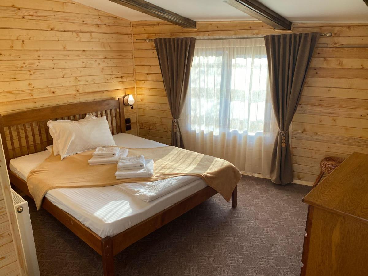 Casuta Din Povesti Otel Arada Dış mekan fotoğraf