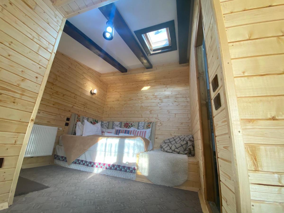 Casuta Din Povesti Otel Arada Dış mekan fotoğraf