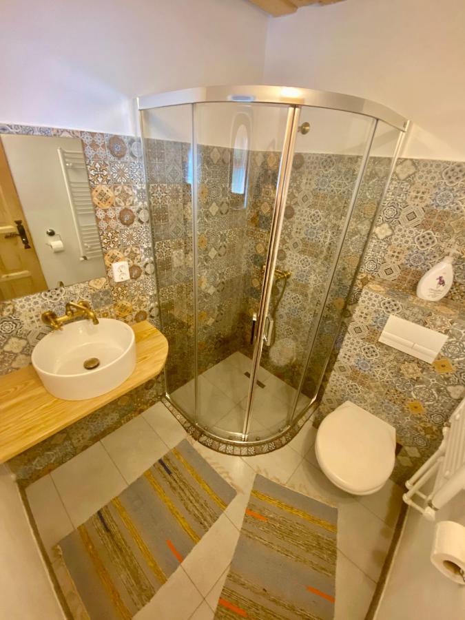 Casuta Din Povesti Otel Arada Dış mekan fotoğraf