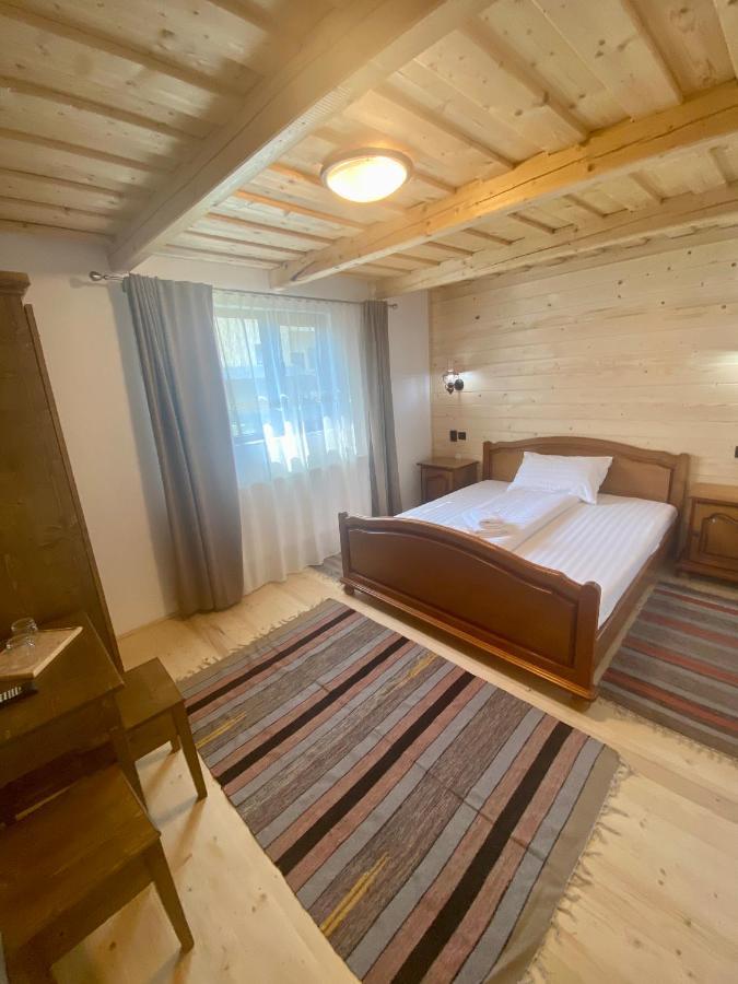 Casuta Din Povesti Otel Arada Dış mekan fotoğraf